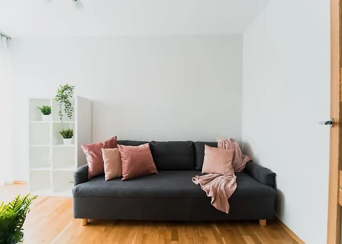 Apartman New Apartment-old Town-4 Rooms-new Building-garage