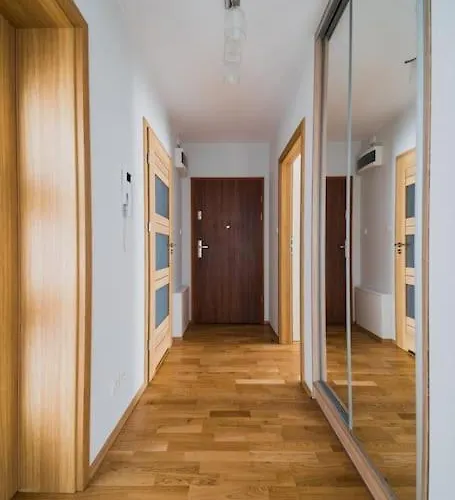 Apartman New Apartment-old Town-4 Rooms-new Building-garage