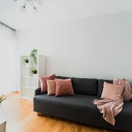 Apartament New Apartment-old Town-4 Rooms-new Building-garage Wrocław