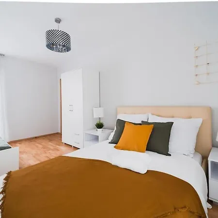 New Apartment-old Town-4 Rooms-new Building-garage Apartament Wrocław